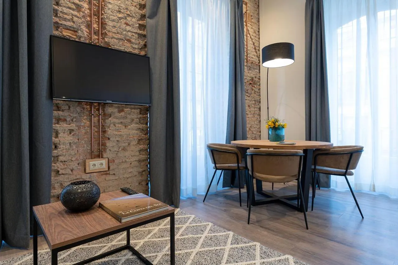 Home Art Apartments Malaga