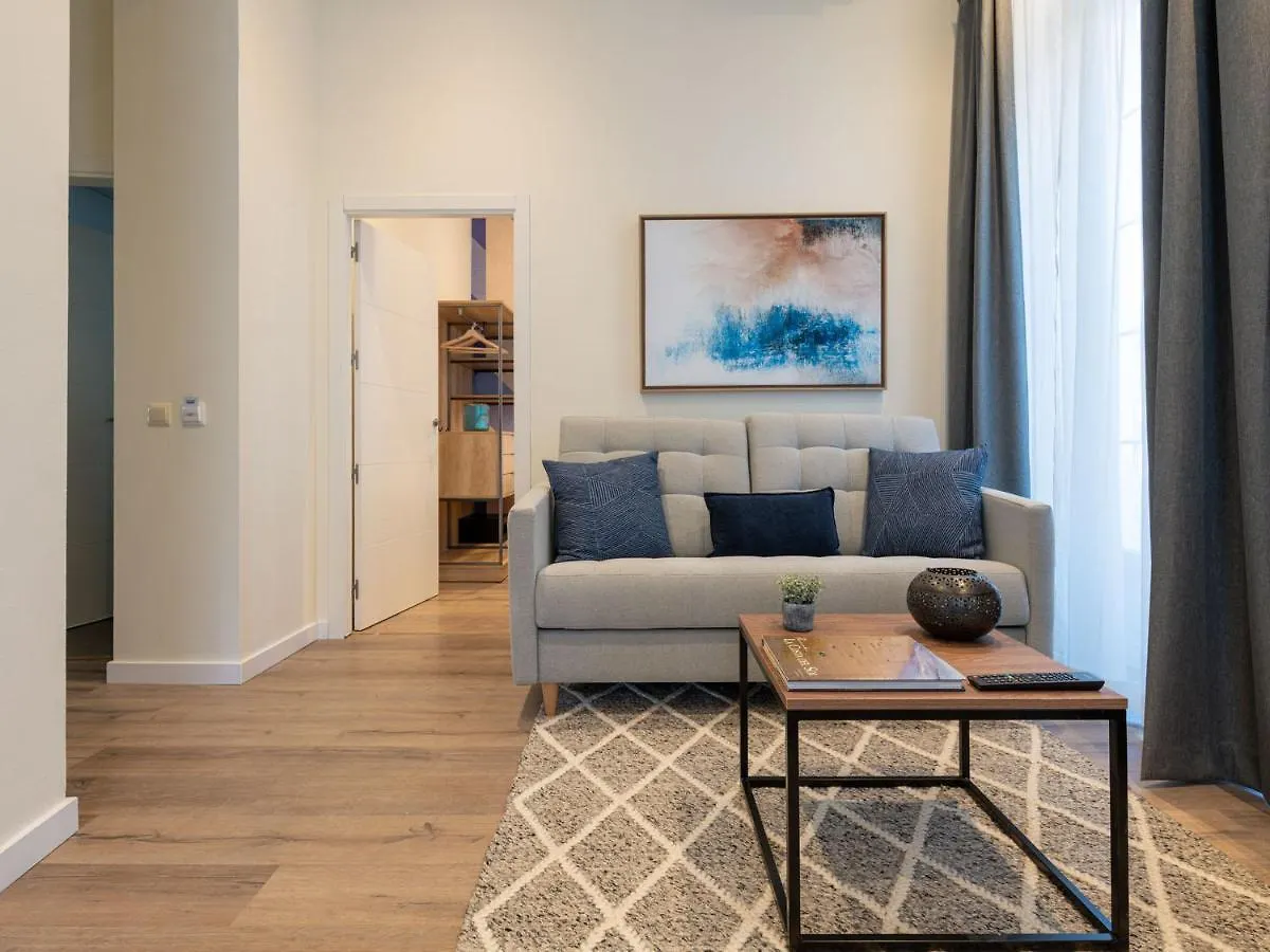 Home Art Apartments Malaga