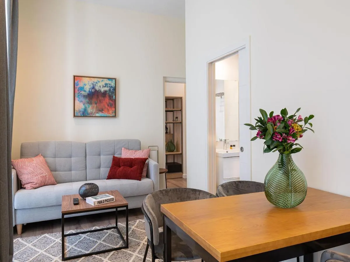 Home Art Apartments Malaga 0*,